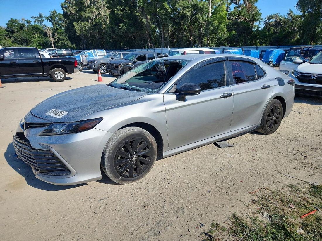 2024 TOYOTA CAMRY