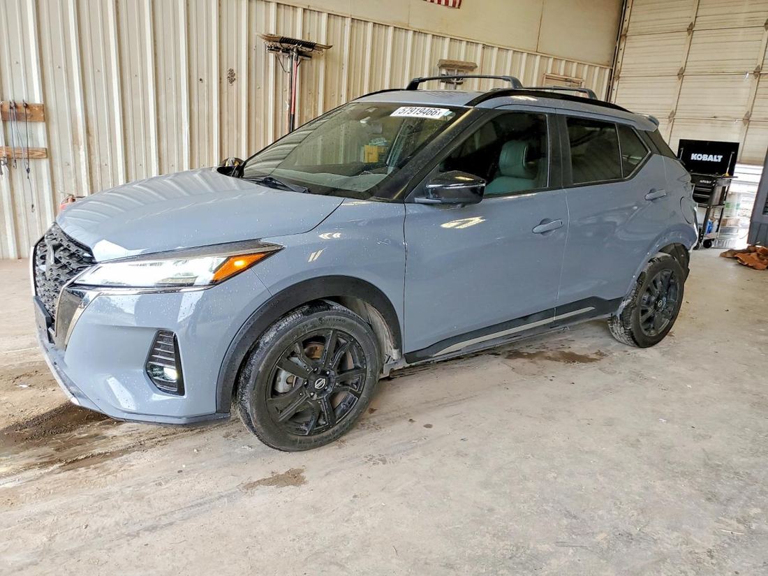2021 NISSAN KICKS