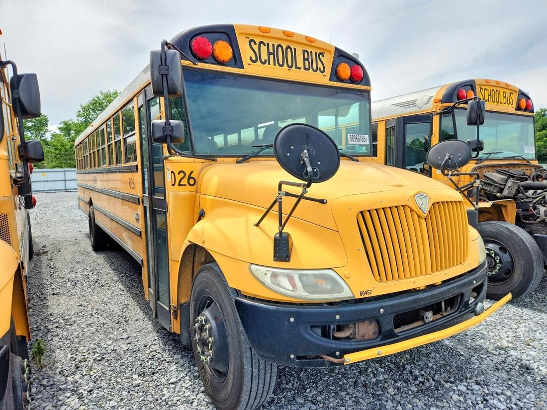 2013 IC CORPORATION SCHOOL BUS