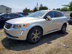 2015 VOLVO XC60
