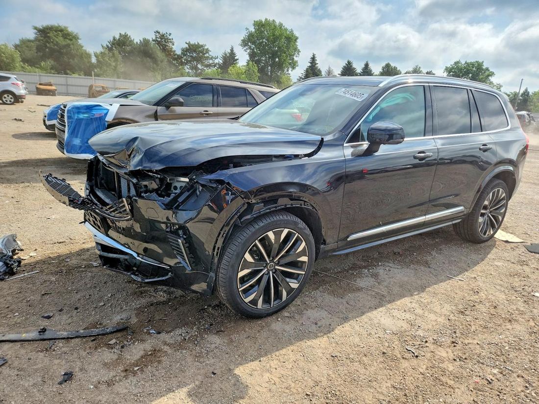 2026 VOLVO XC90
