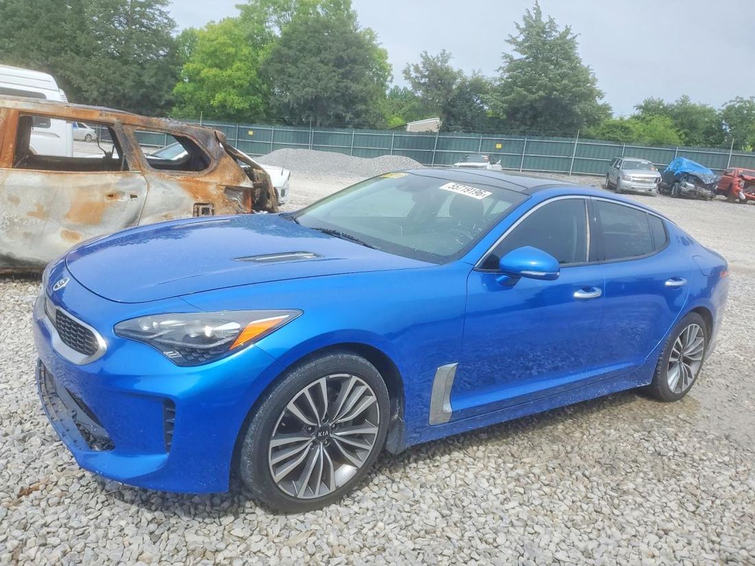 2019 KIA STINGER