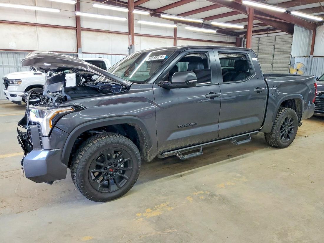 2026 TOYOTA TUNDRA
