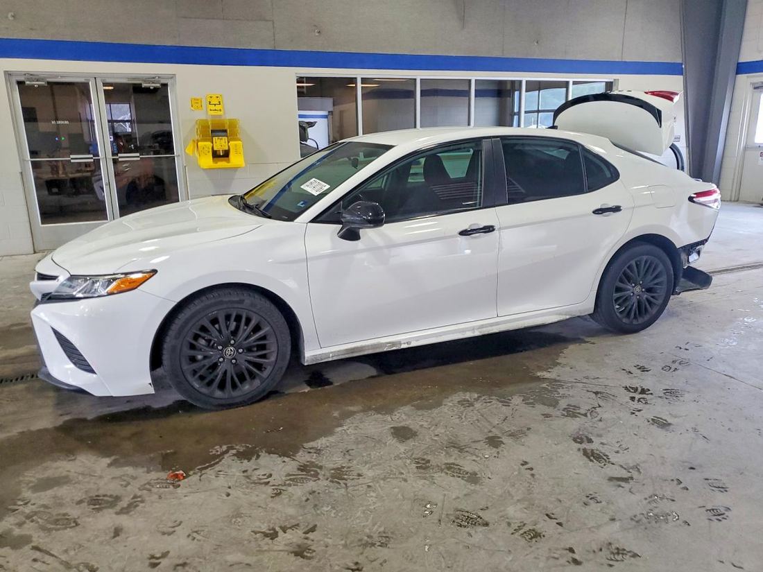 2020 TOYOTA CAMRY