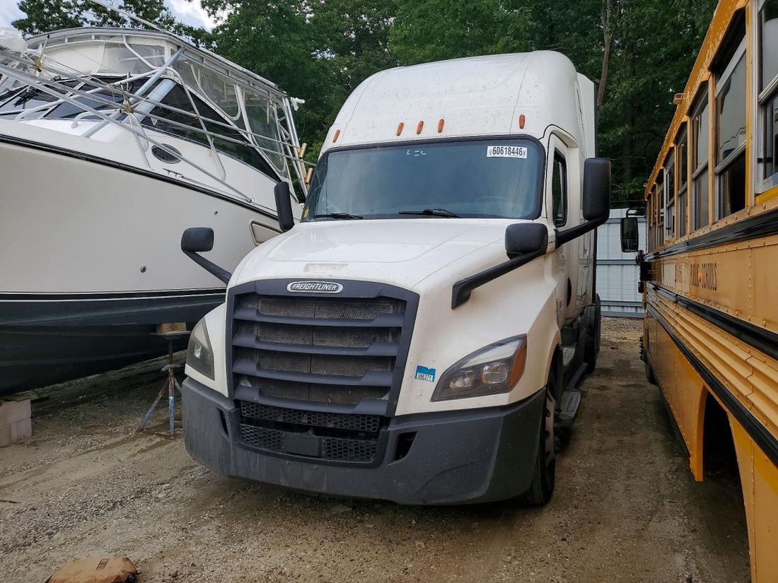 2019 FREIGHTLINER CASCADIA 126
