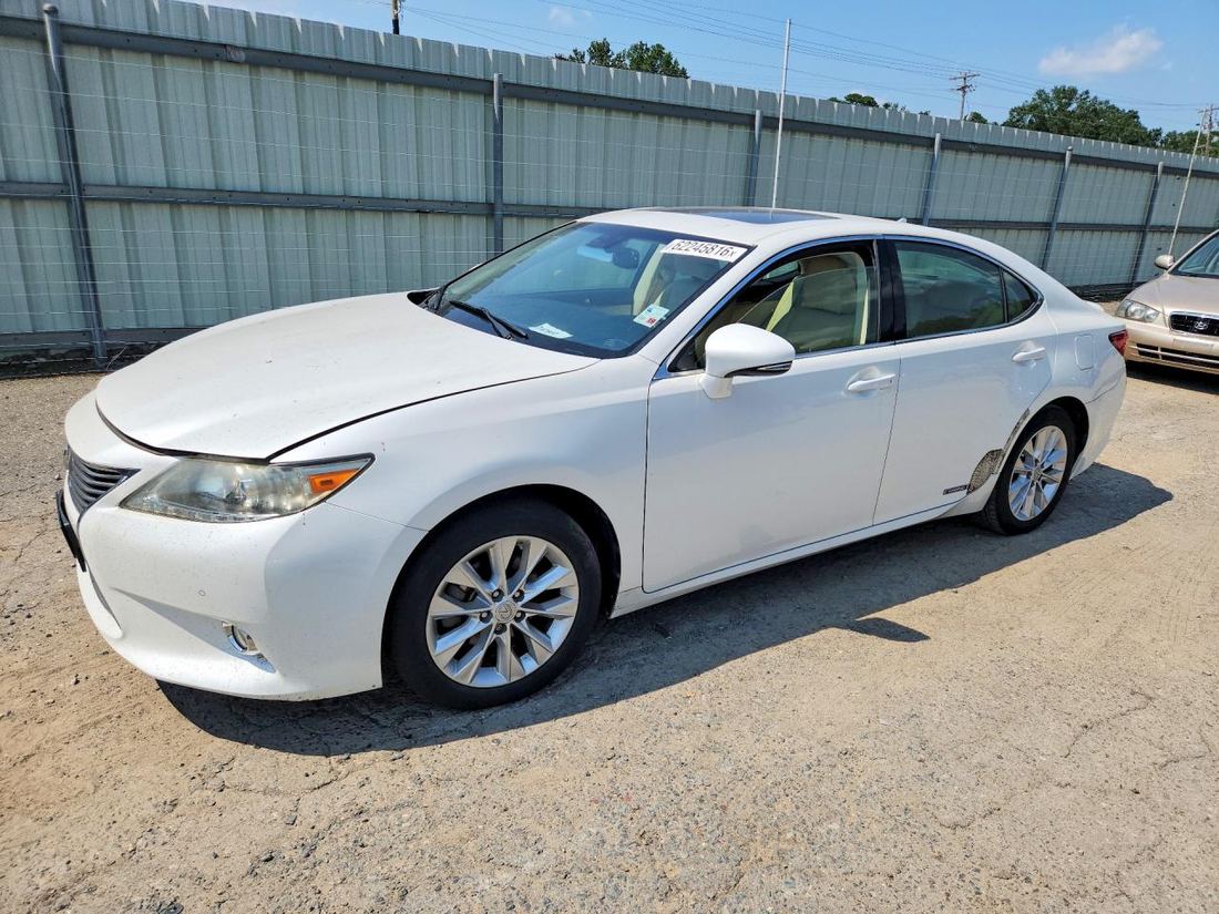 2013 LEXUS ES