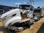 2013 PETERBILT 386