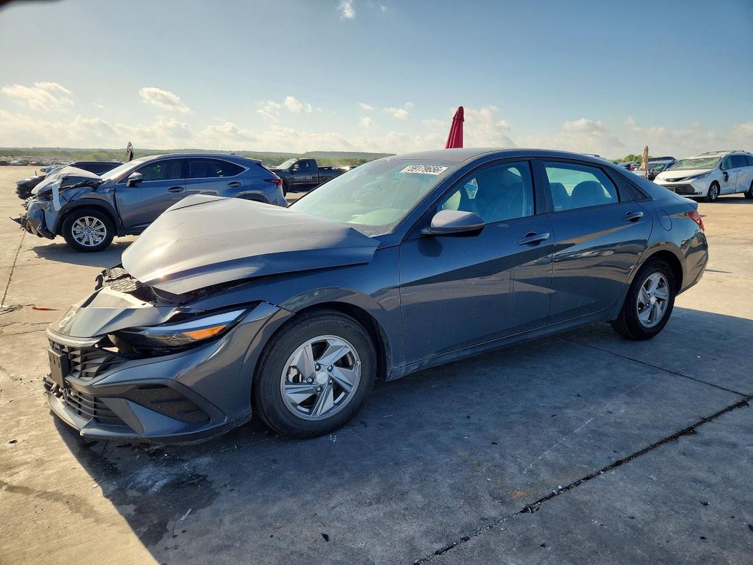 2024 HYUNDAI ELANTRA