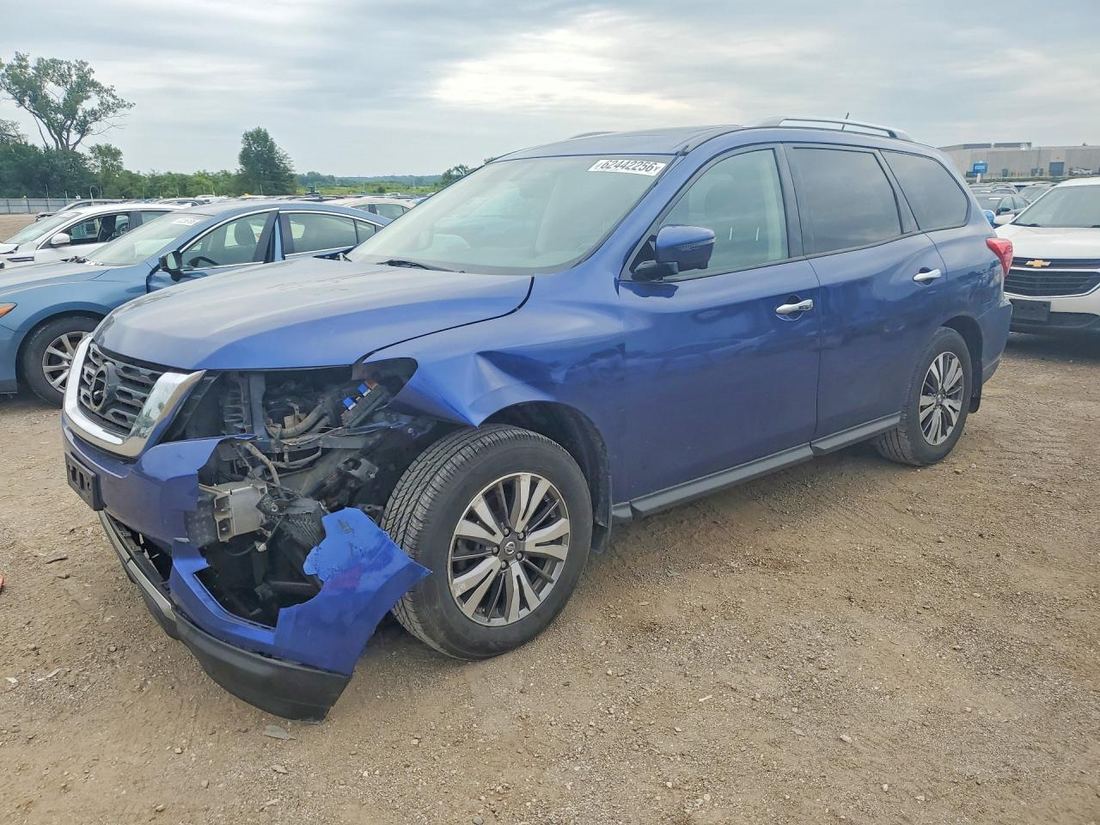 2017 NISSAN PATHFINDER