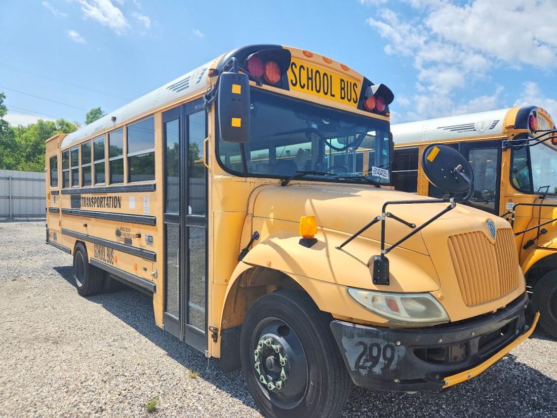 2010 IC CORPORATION CE SERIES SCHOOL