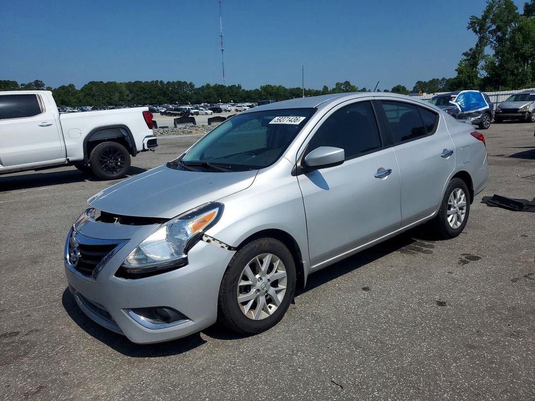 2018 NISSAN VERSA