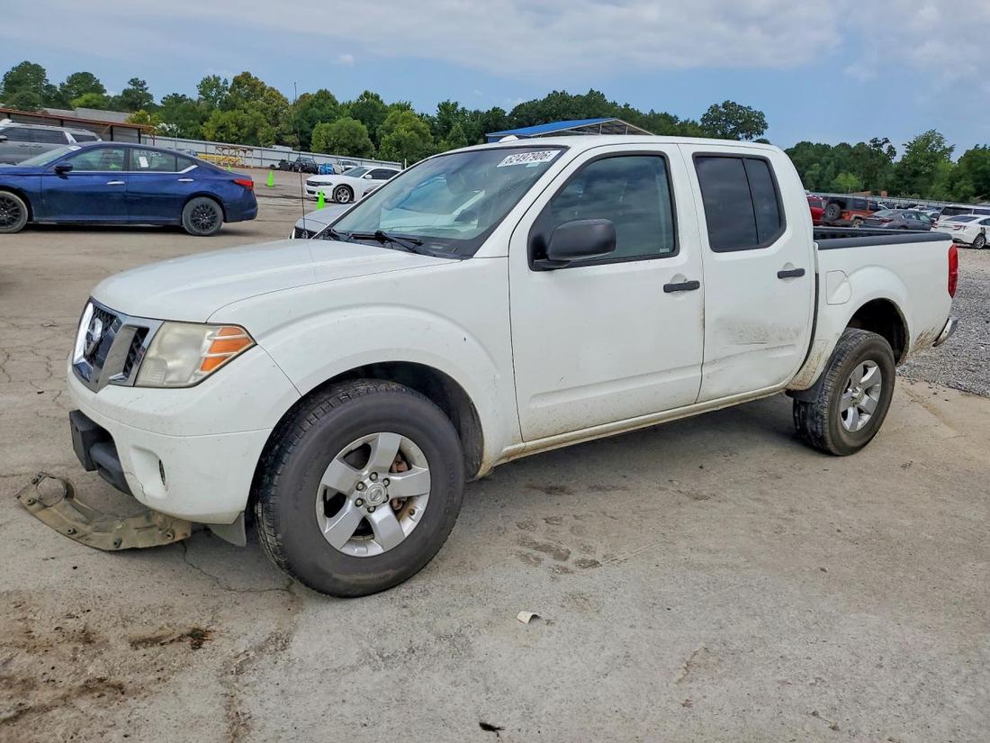 2013 NISSAN FRONTIER