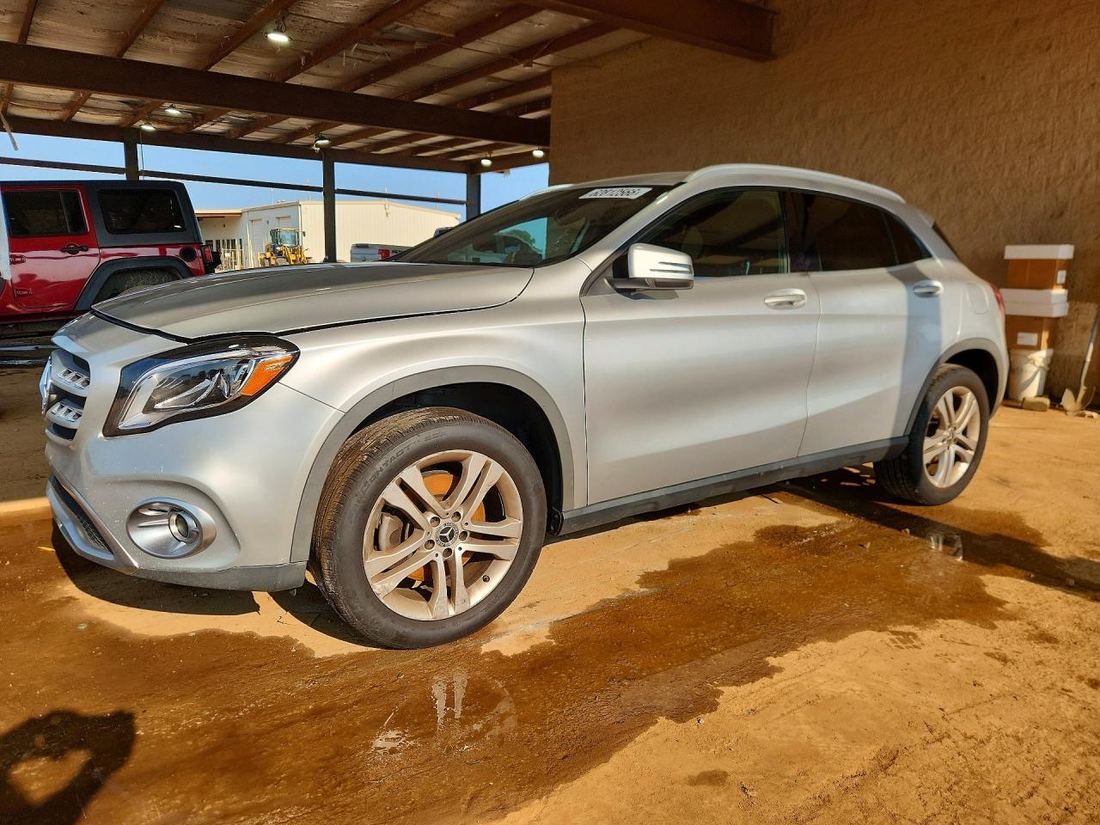 2019 MERCEDES-BENZ GLA