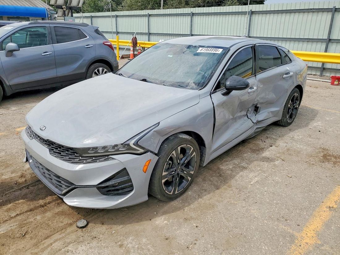 2021 KIA K5