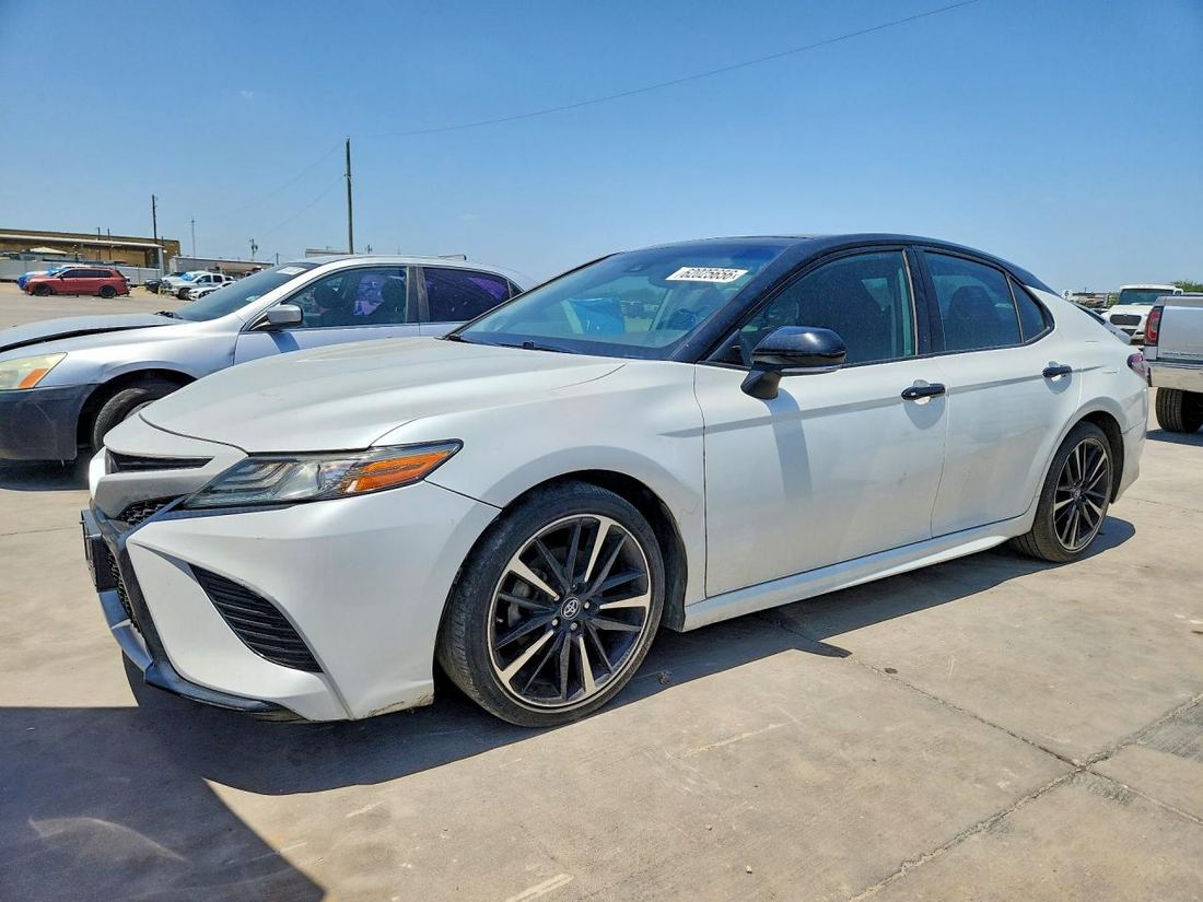 2019 TOYOTA CAMRY