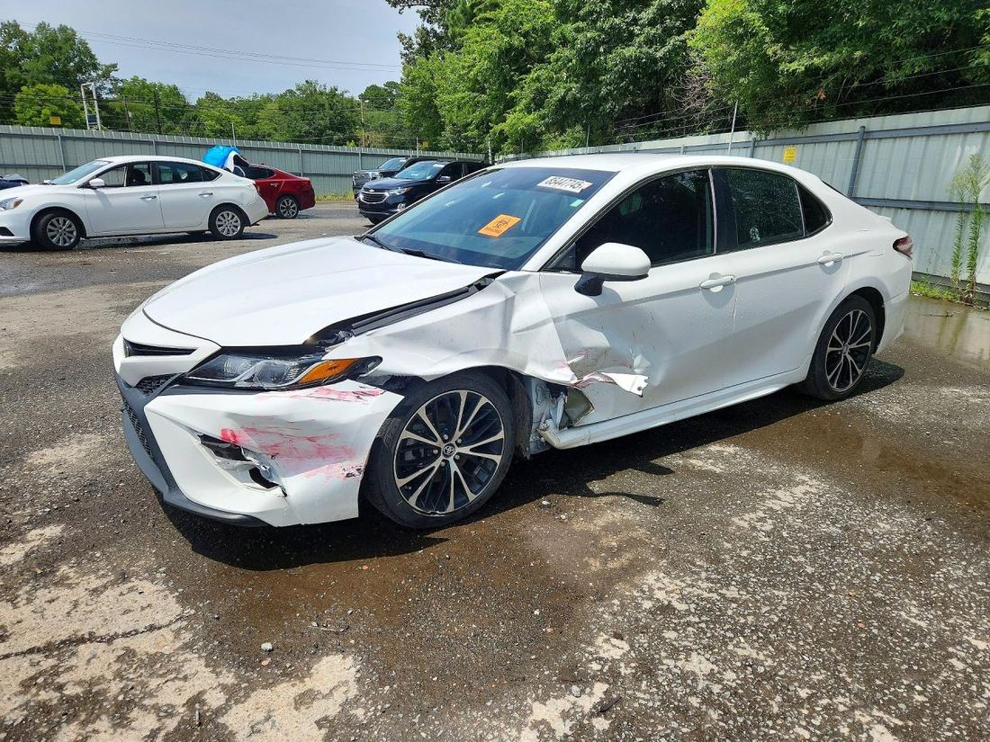 2019 TOYOTA CAMRY