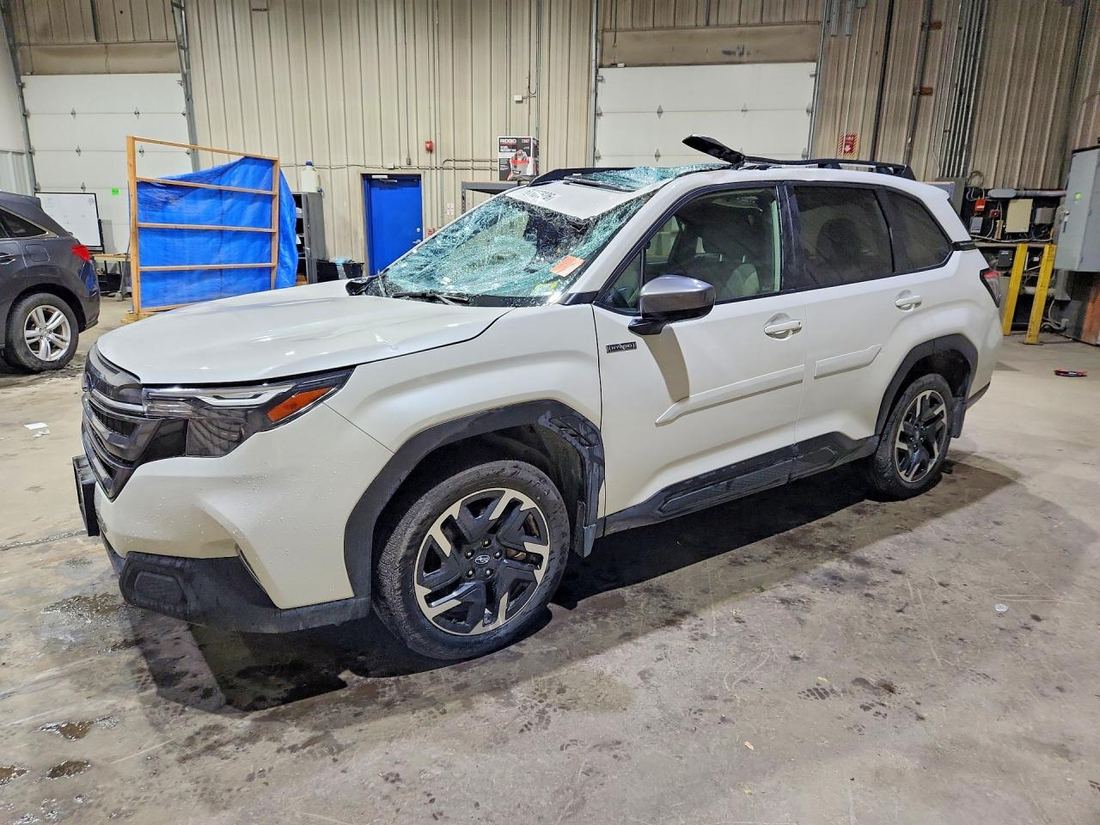 2025 SUBARU FORESTER