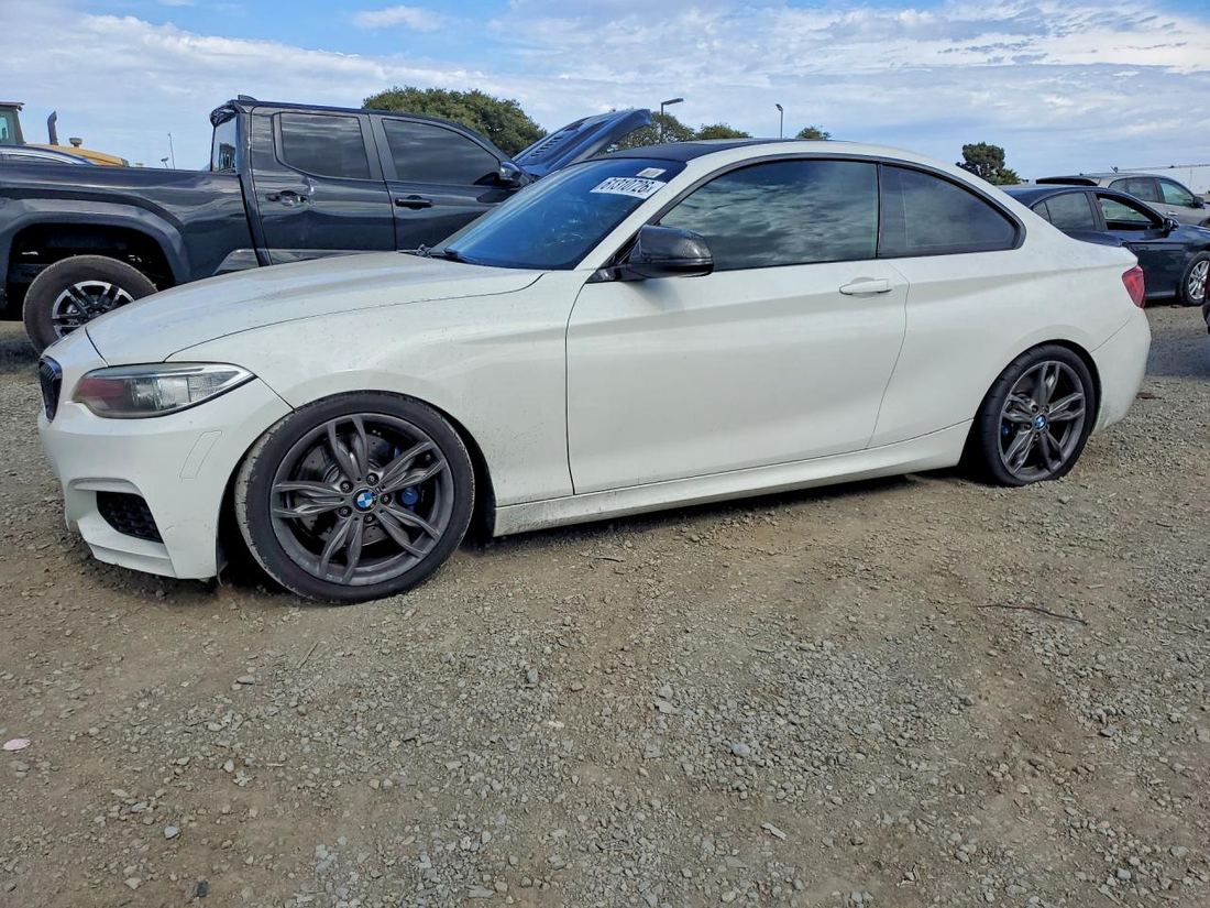 2016 BMW M235I