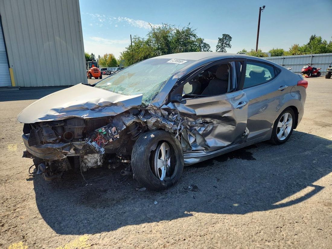 2012 HYUNDAI ELANTRA