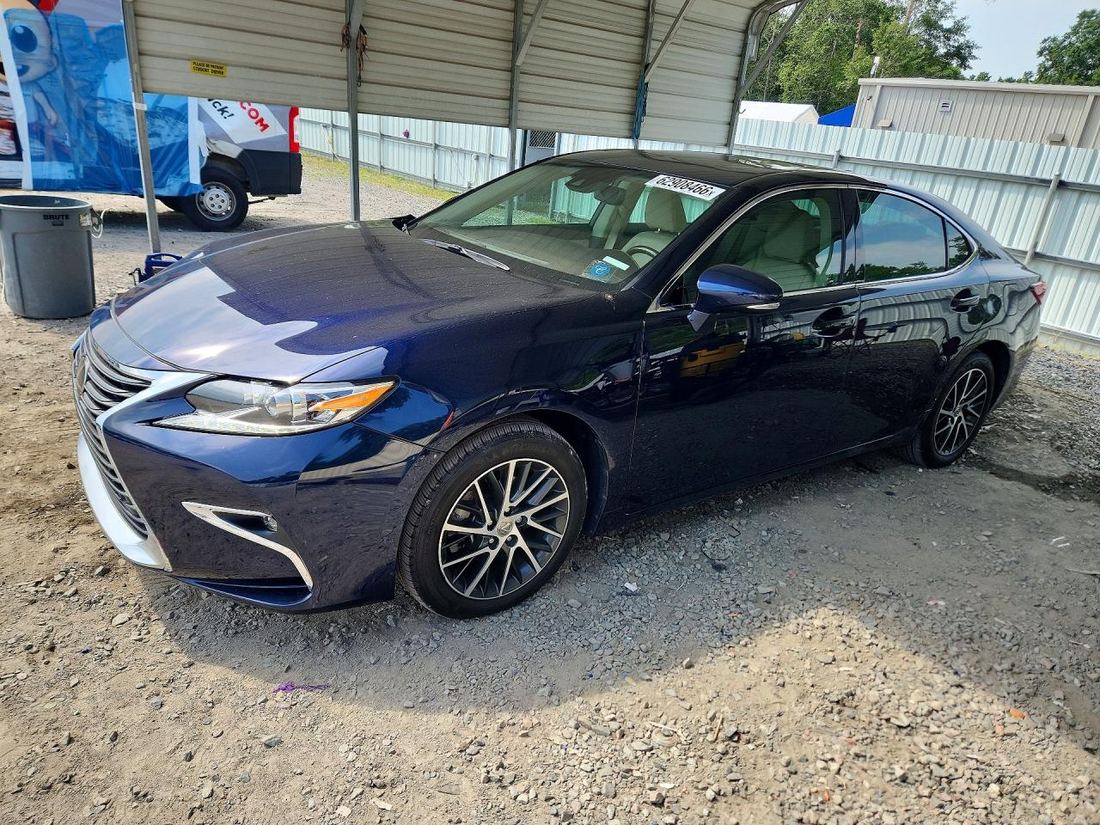 2017 LEXUS ES