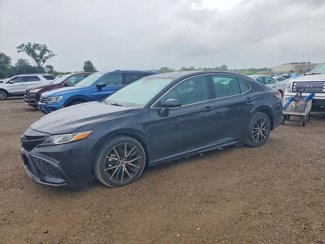 2023 TOYOTA CAMRY