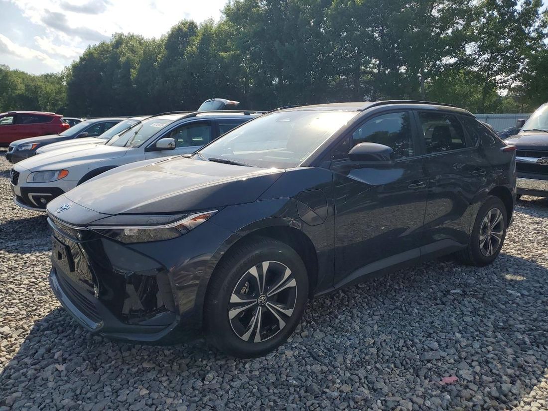 2025 TOYOTA BZ4X