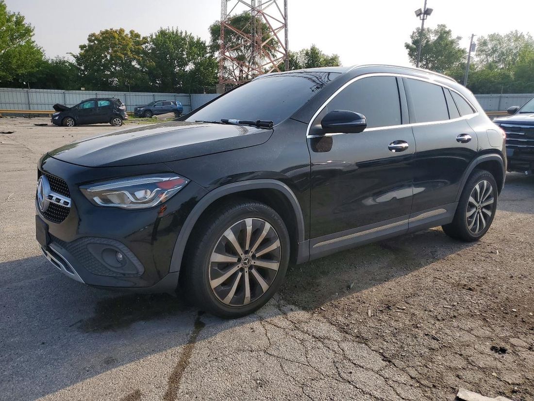 2021 MERCEDES-BENZ GLA