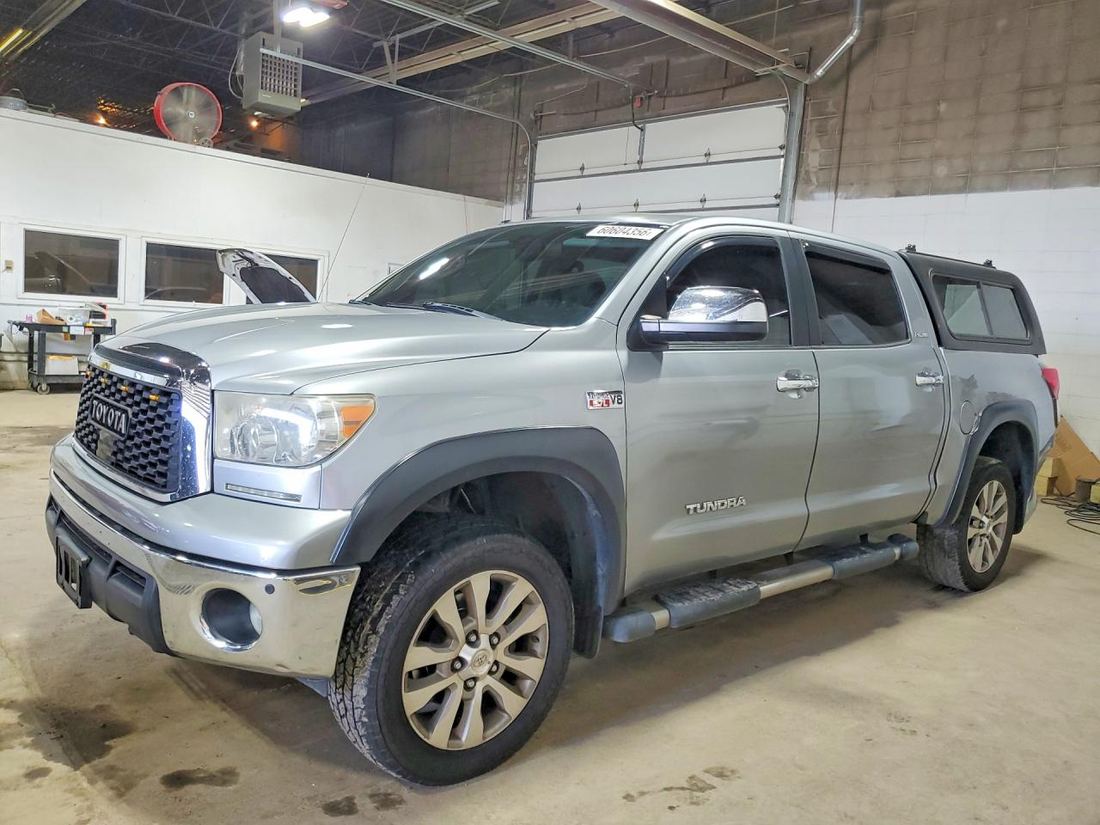 2011 TOYOTA TUNDRA