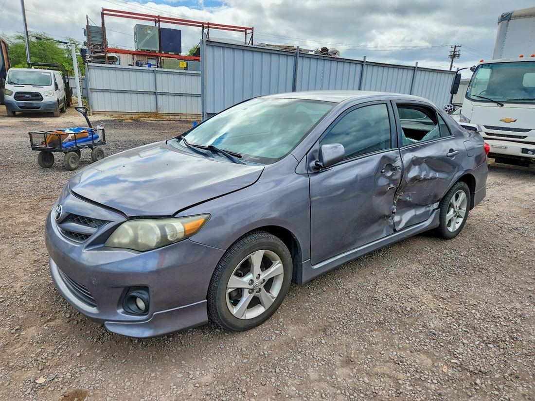 2013 TOYOTA COROLLA