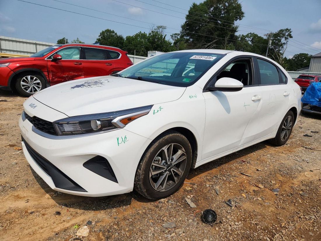 2024 KIA FORTE
