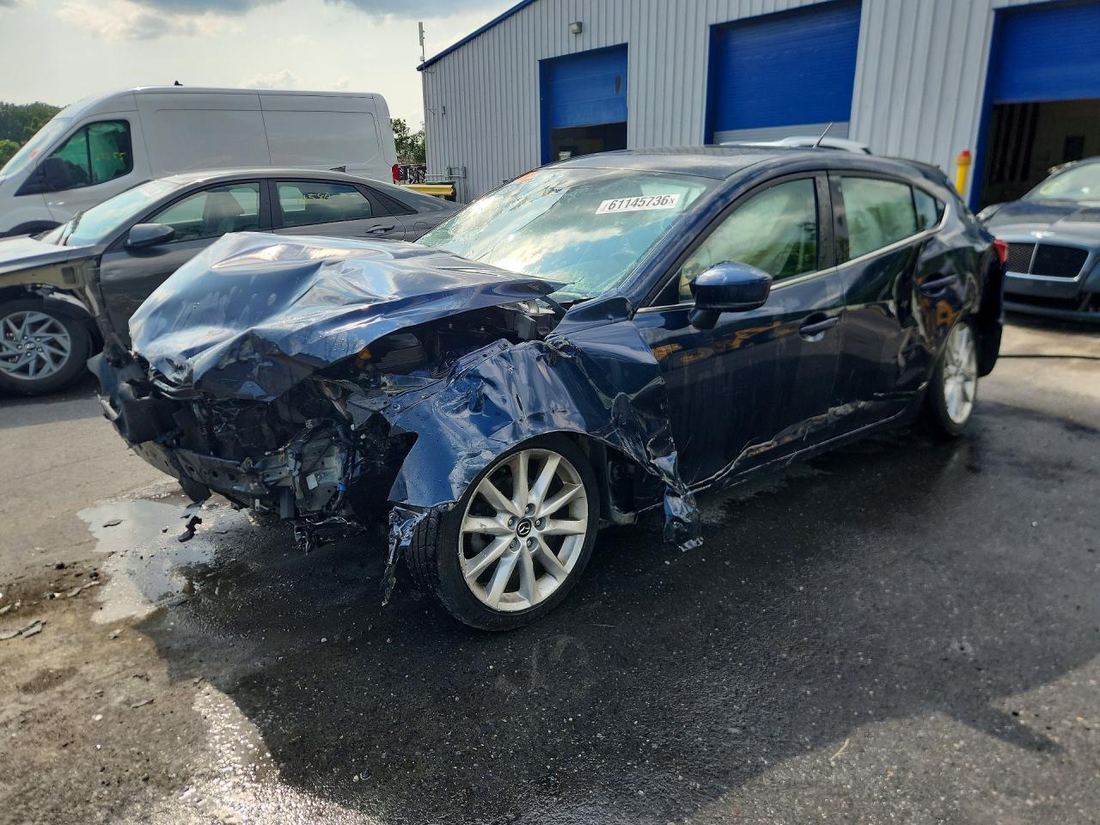 2017 MAZDA 3