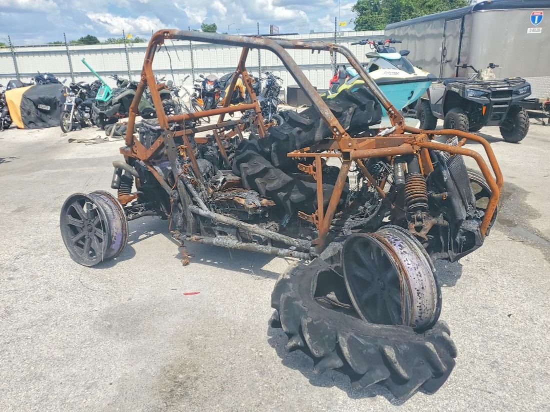 2020 CAN-AM MAVERICK SPORT
