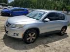 2010 VOLKSWAGEN TIGUAN