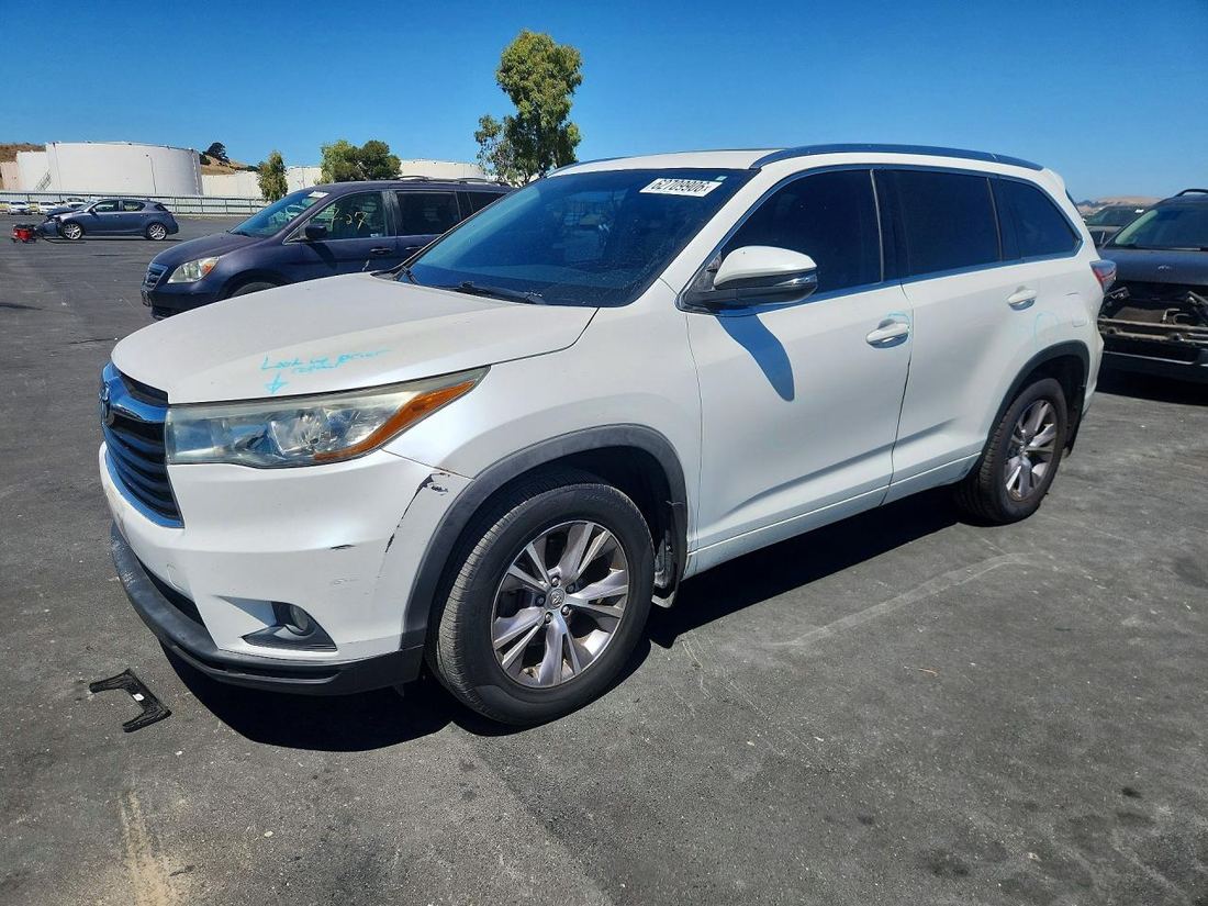 2015 TOYOTA HIGHLANDER