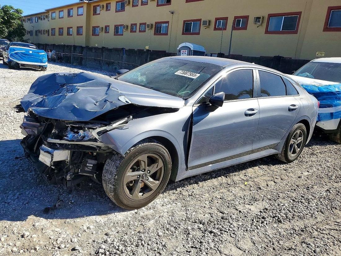 2021 KIA K5