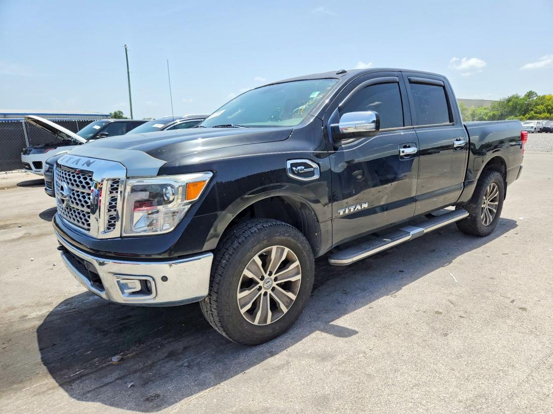 2017 NISSAN TITAN