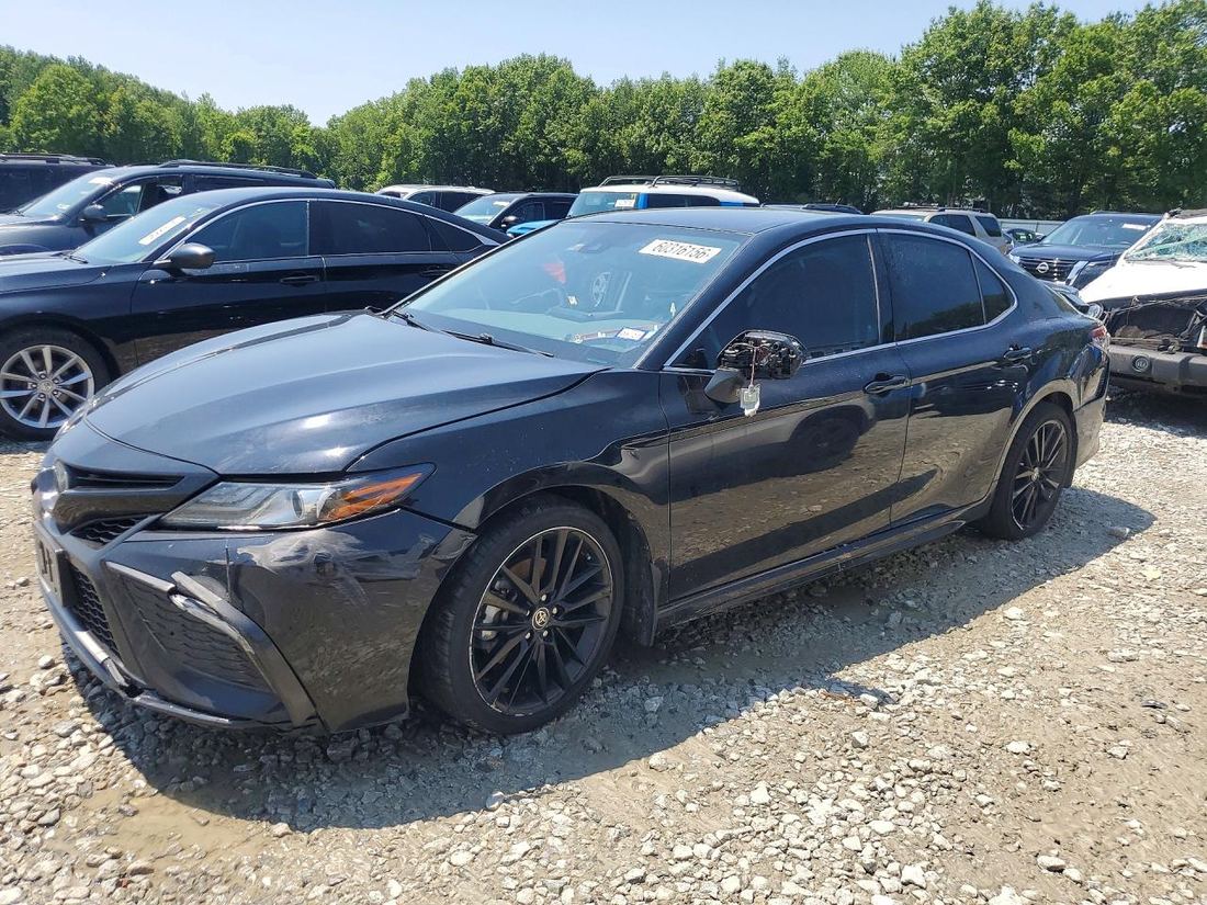 2022 TOYOTA CAMRY