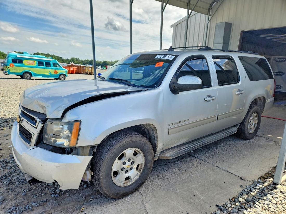 2014 CHEVROLET SUBURBAN