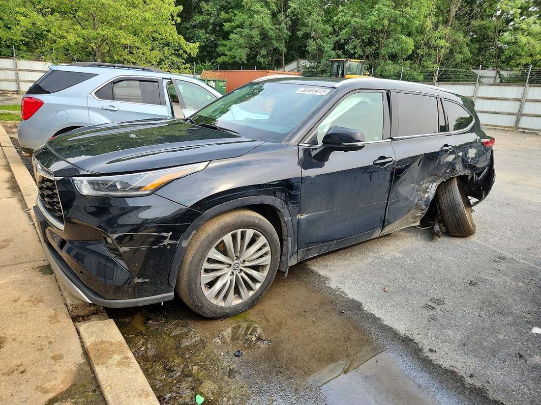 2023 TOYOTA HIGHLANDER
