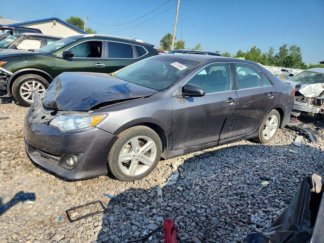 2013 TOYOTA CAMRY