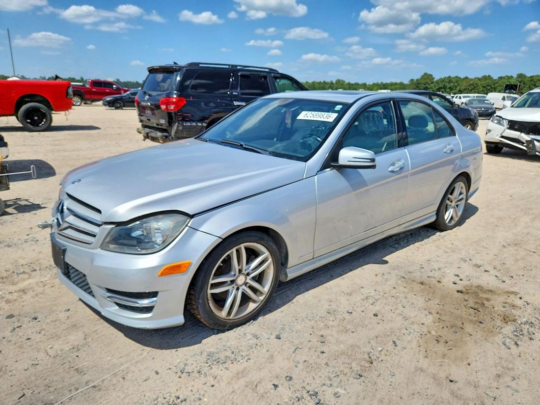 2013 MERCEDES-BENZ C