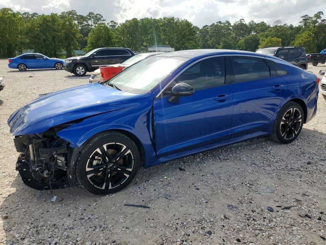 2022 KIA K5