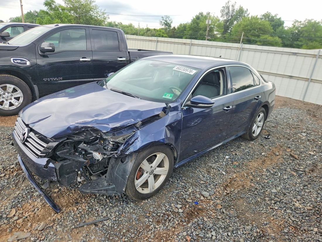 2012 VOLKSWAGEN PASSAT