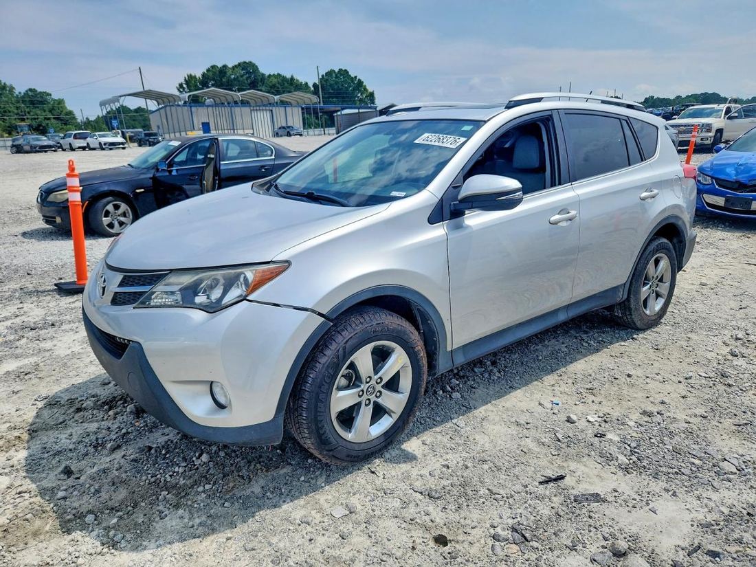 2015 TOYOTA RAV4