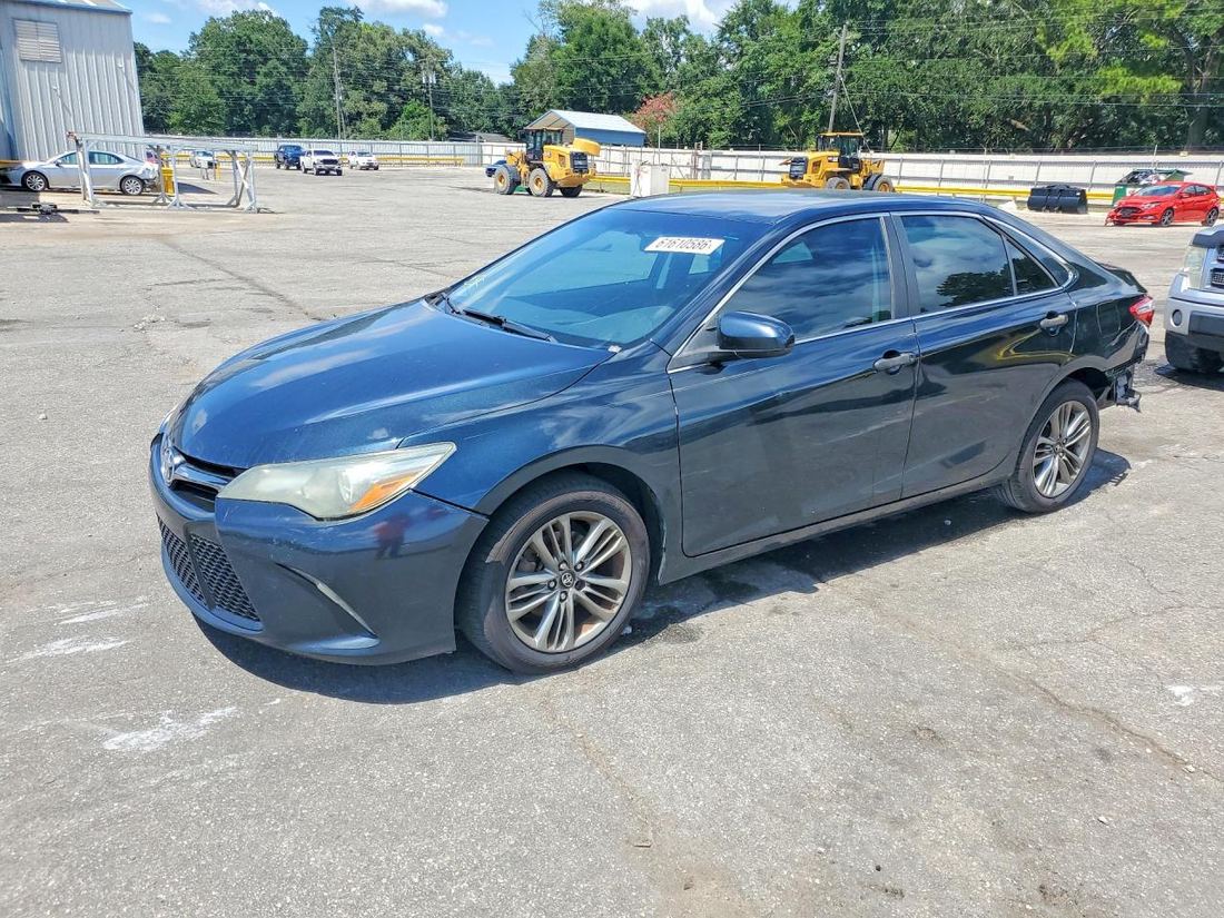 2016 TOYOTA CAMRY