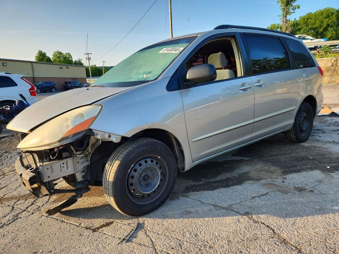 2006 TOYOTA SIENNA