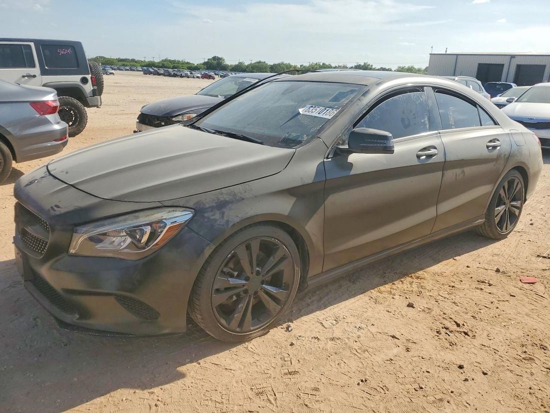 2019 MERCEDES-BENZ CLA