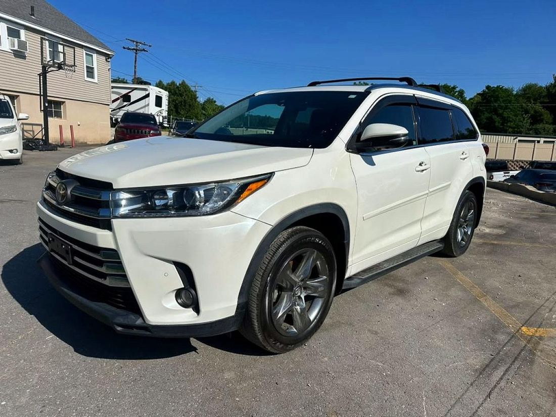 2018 TOYOTA HIGHLANDER