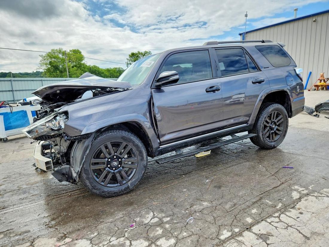 2020 TOYOTA 4RUNNER