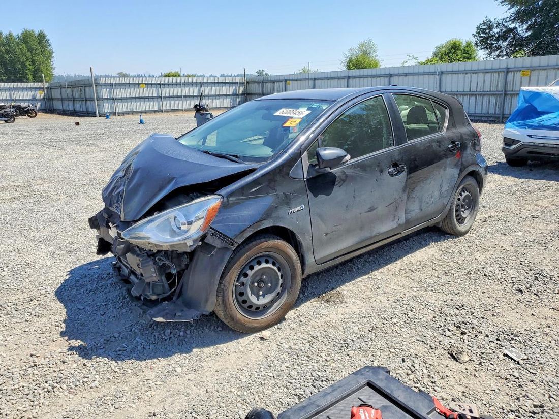 2016 TOYOTA PRIUS C